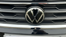 Volkswagen T-Roc 1.5 TSI EVO SE 5dr DSG Petrol Hatchback